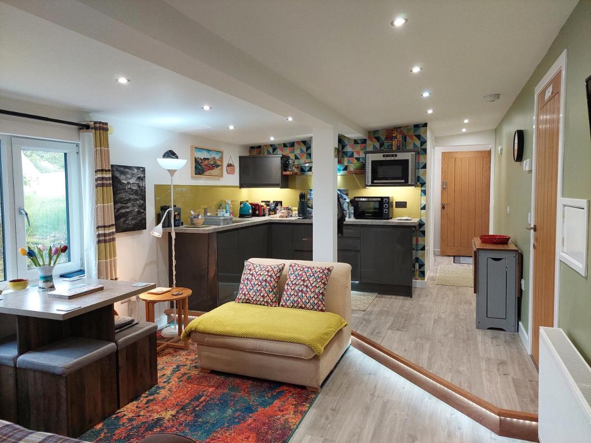 Bayview Lodge New Spacious Apartment Breakish Екстериор снимка